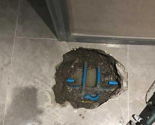 鹤城阳台漏水维修公司分享下暖气管道漏水的原因有哪些